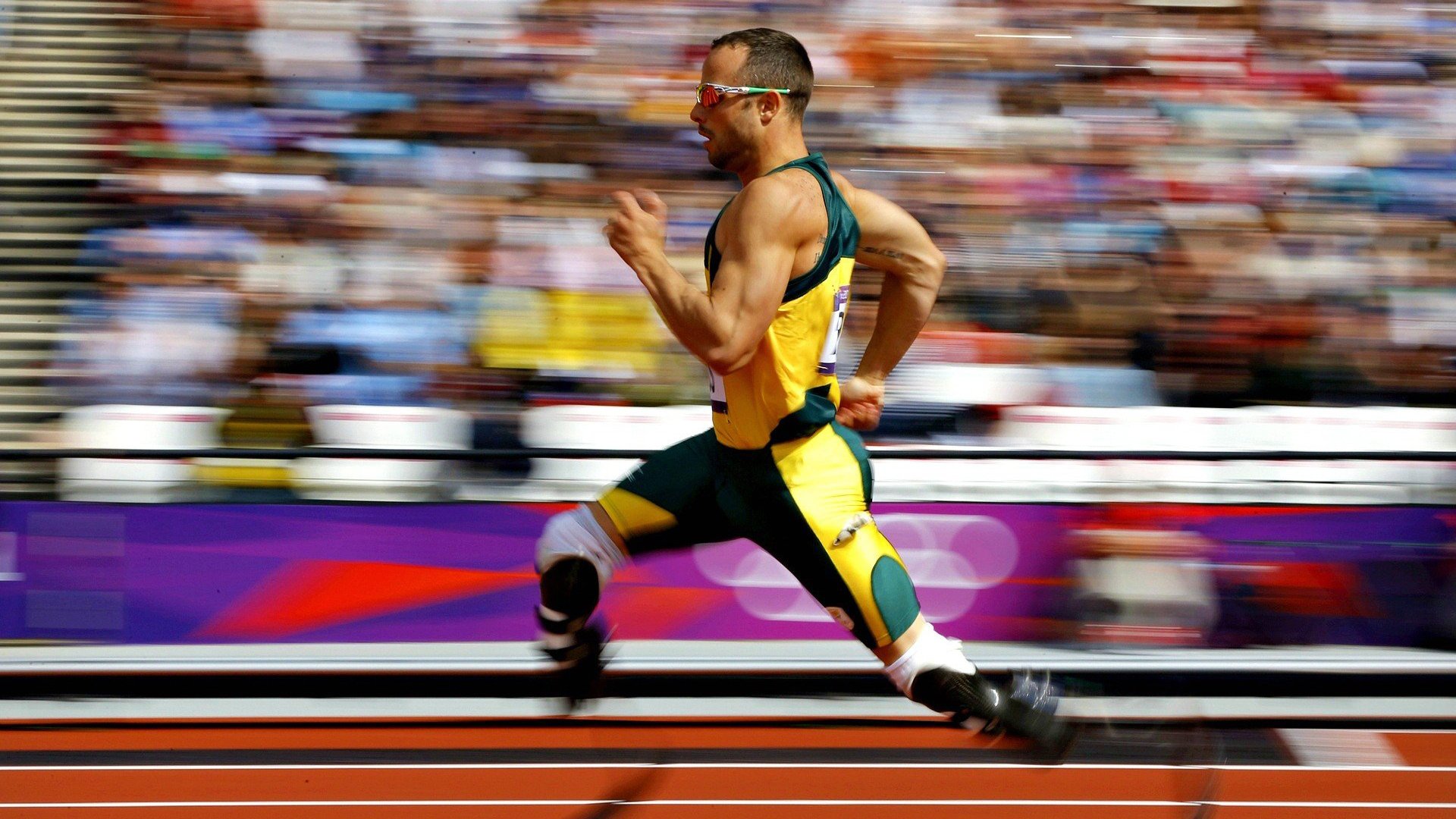 赛道新秩序，红牛二队轻取梅赛德斯，皮亚斯特里刷新单圈纪录